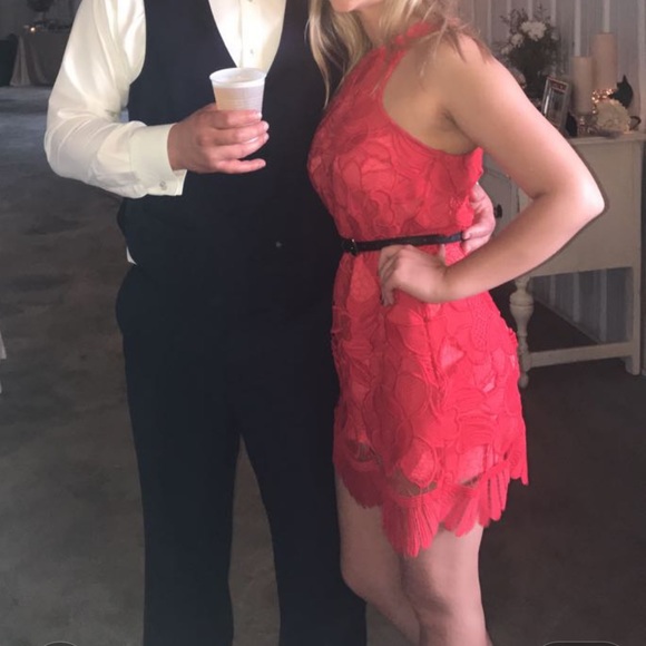 Lovers and Friends Red Caspian Lace Shift Dress - Picture 4 of 4